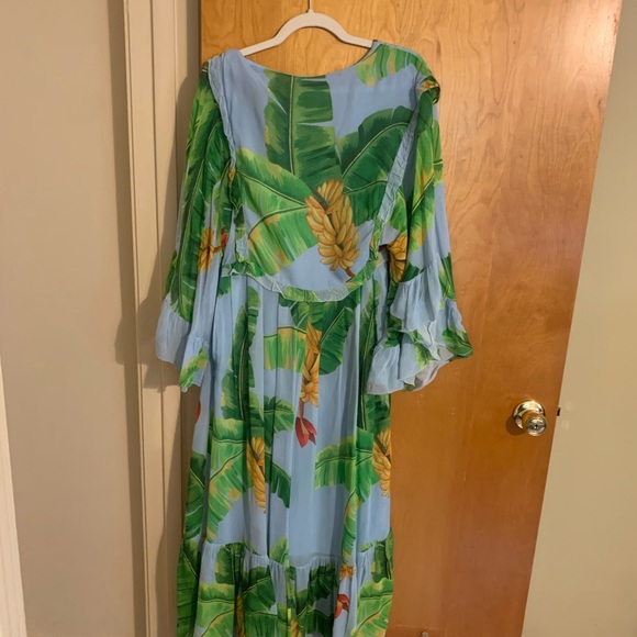 Farm Rio maxi dress. Worn 2 times and dry cleaned. - Picture 4 of 7